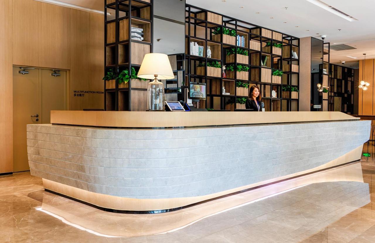 Eature Residences Lingang 4*
