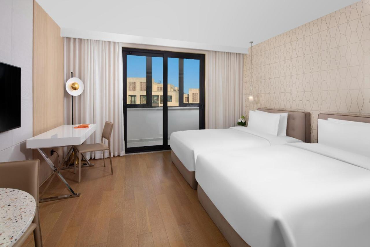 Eature Residences Lingang Aparthotel